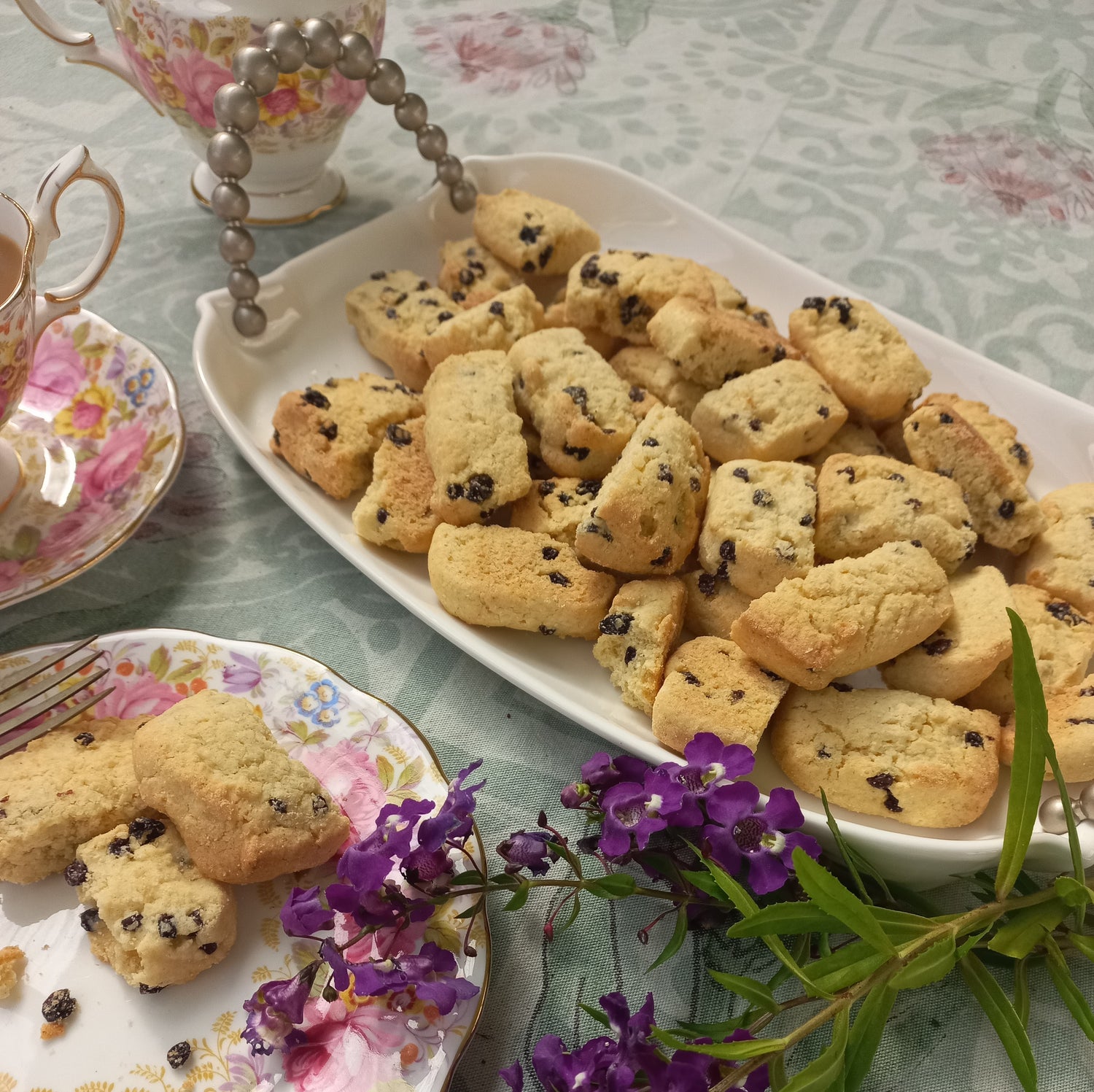 American Cookies. Gluten-free biscuits was made gluten-free and dairy-free with Coleman Royal Bakeries Gluten-free Plain Flour (certified gluten-free). Printable recipe available on the site