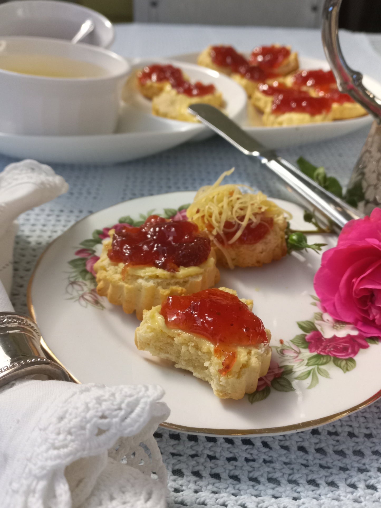 Gluten-free Plain Flour 500 g - Coleman Royal Bakeries. (Gluten-free scones)